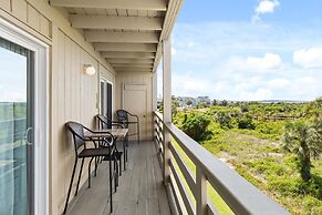 Lighthouse Point 20B