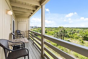 Lighthouse Point 20B