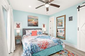 Lighthouse Point 20B