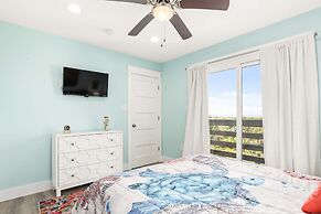 Lighthouse Point 20B