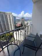 Refreshing Inn On The Park Condo by RedAwning