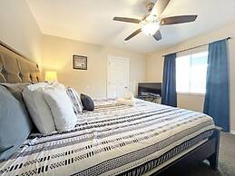 Heavenly Venture 4 Bedroom Home by RedAwning