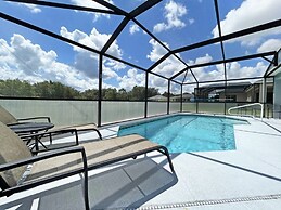 Heavenly Venture 4 Bedroom Home by RedAwning