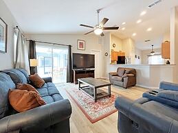 Heavenly Venture 4 Bedroom Home by RedAwning