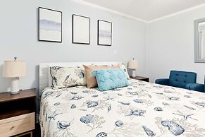 Ebb and Flow Apartment House