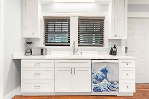 Ebb and Flow Apartment House