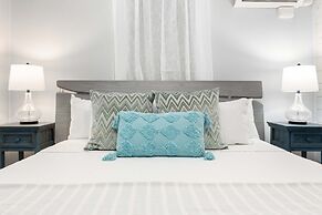 Ebb and Flow Apartment House