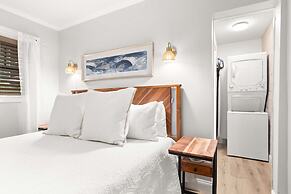 Ebb and Flow Apartment House