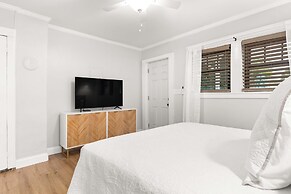 Ebb and Flow Apartment House