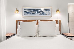 Ebb and Flow Apartment House