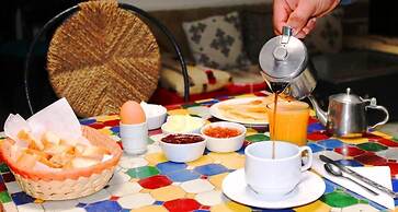 Hotel Riad Dar El Qdima