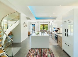 Grace Bay Vacation Villa