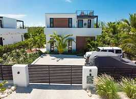 Grace Bay Vacation Villa