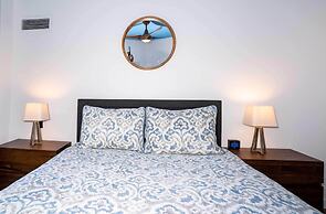 Oceanfront Penthouse Vistas