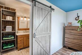 Oceanfront Penthouse Vistas