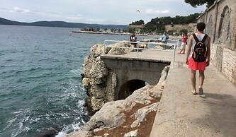 Apt With Terrace and sea View, in Heart of Split