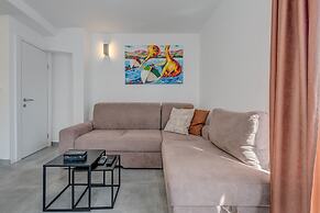 Apt With Terrace and sea View, in Heart of Split