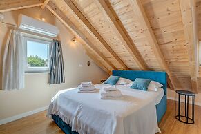 Apt With Terrace and sea View, in Heart of Split