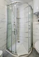 Apt With Terrace and sea View, in Heart of Split