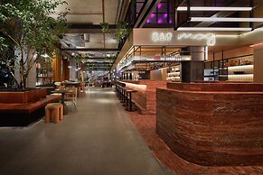 Moxy Sydney Airport