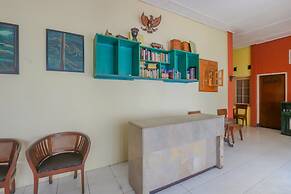 SPOT ON 90272 Istana Griya 1 Hotel