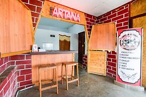 Super OYO 2961 Artana Bed & Breakfast