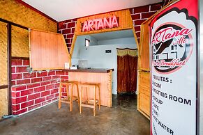 Super OYO 2961 Artana Bed & Breakfast