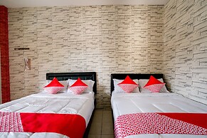 Super OYO 2961 Artana Bed & Breakfast