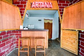Super OYO 2961 Artana Bed & Breakfast