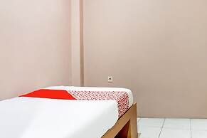 SPOT ON 91336 Guesthouse Tarumanegara