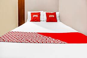 SPOT ON 91336 Guesthouse Tarumanegara