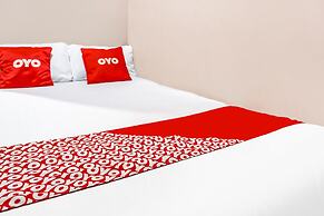 SPOT ON 91336 Guesthouse Tarumanegara