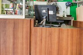 SPOT ON 91336 Guesthouse Tarumanegara