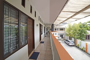 OYO 90751 Graha Sei Batugingging