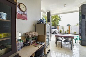 OYO 90751 Graha Sei Batugingging