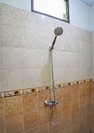 OYO 90751 Graha Sei Batugingging