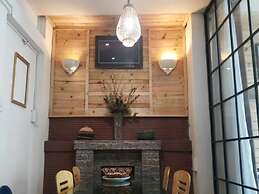 Green Homestay Ha Noi