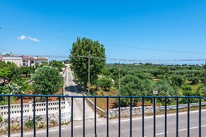 Crafty House With Wi-fi