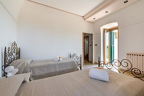 Crafty House With Wi-fi