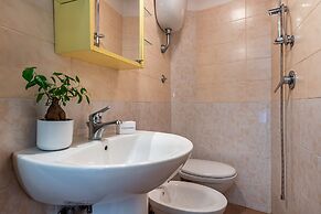 Crafty House With Wi-fi