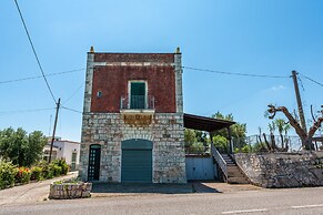 Crafty House With Wi-fi