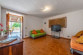 Crafty House With Wi-fi