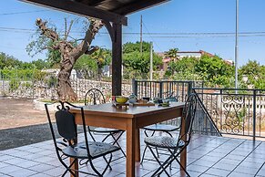 Crafty House With Wi-fi