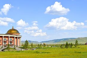 Bayangol Hotel & Resort