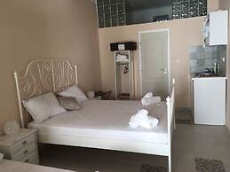 Aphrodites Apartments