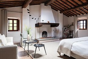 Pieve Aldina - Fontenille Collection