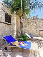 Athena's Pool Oasis