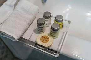 Urban Chic Apartments Near Center City