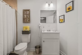 Urban Chic Apartments Near Center City