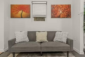 Urban Chic Apartments Near Center City